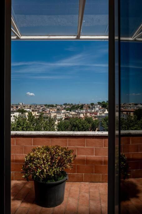 Attico Per Quattro Persone Sulla Nomentana, Wi-fi, Aria Condizionata Appartement *